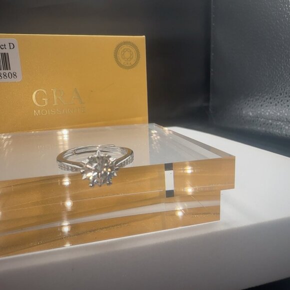 Moissanite Ring 1 CT 925 Sterling Silver Adjustable - Picture 13 of 16